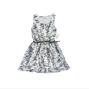 Brand NWT Forever 21 Black and White Pattern Belted A-line Minidress Size Small